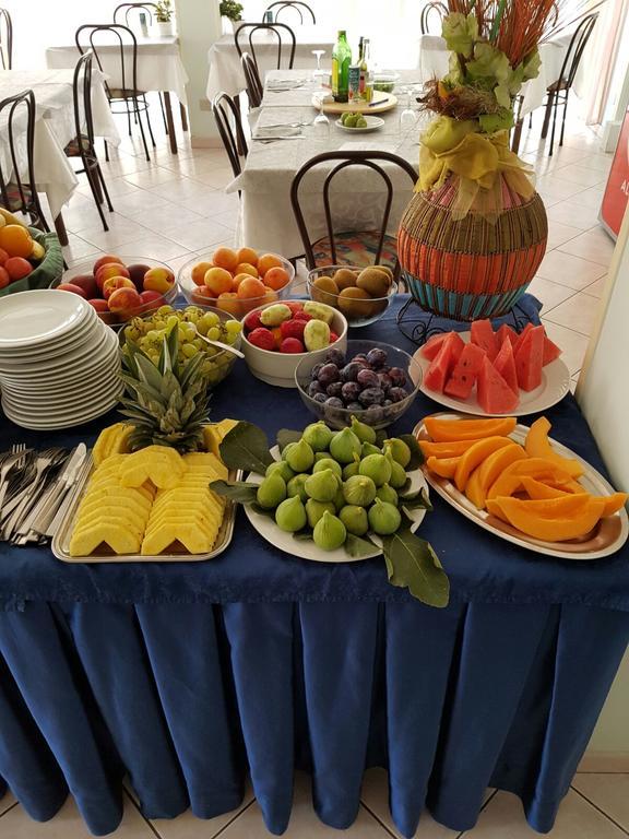 Hotel Acapulco Viserbella di Rimini Екстер'єр фото