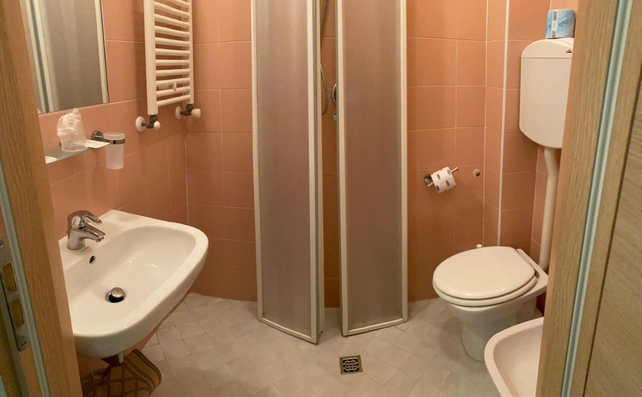 Hotel Acapulco Viserbella di Rimini Екстер'єр фото